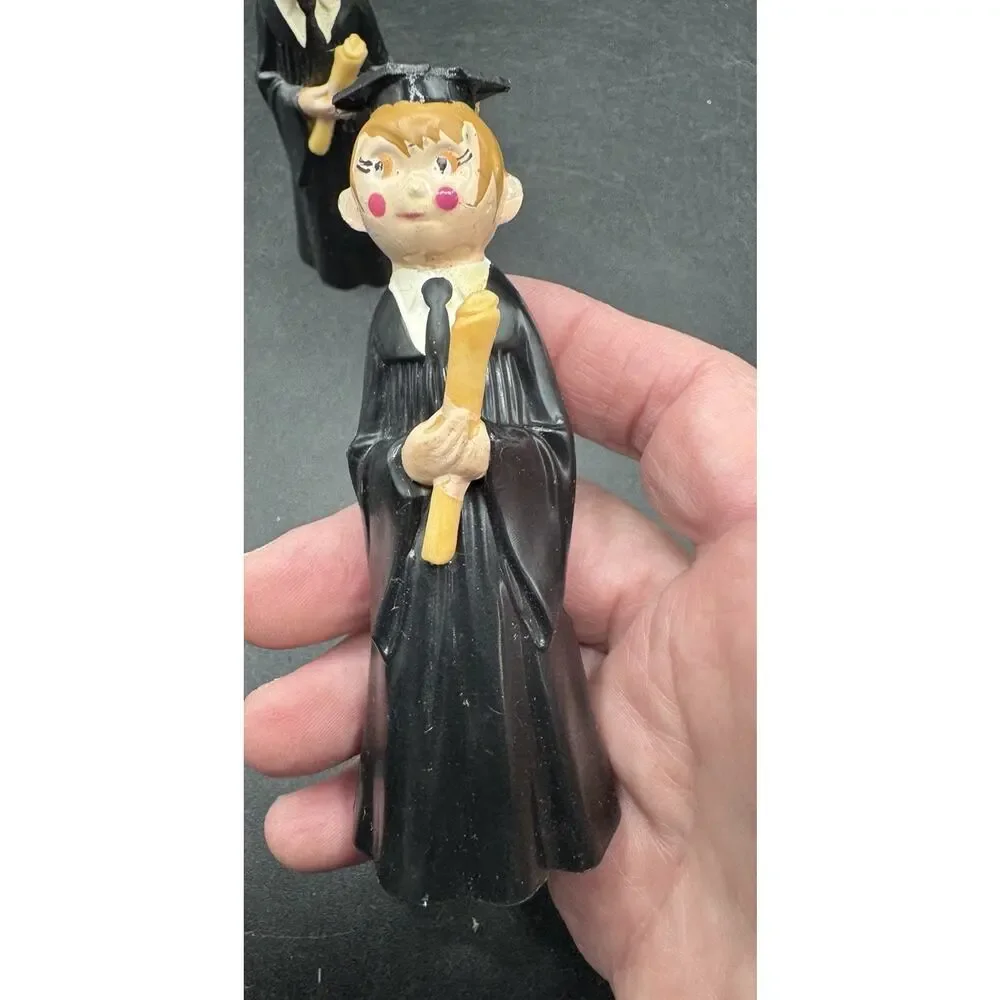 2 Vtg 1972 WILTON Graduation Cake Toppers Figures Boy & Girl Hong Kong -T28
